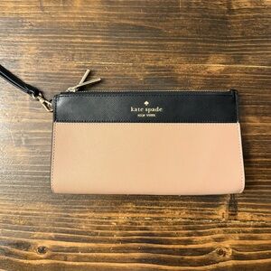Kate Spade Black and Pink Wristlet